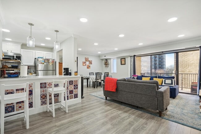 property at 102 Monroe St