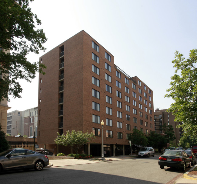 St. Mary's Court Apartments | Washington, DC Apartments For Rent