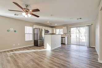 5954 Sleepy Fawn Dr in Las Vegas, NV - Building Photo - Building Photo