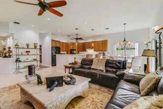 18951 Painted Leaf Ct in Jupiter, FL - Building Photo - Building Photo