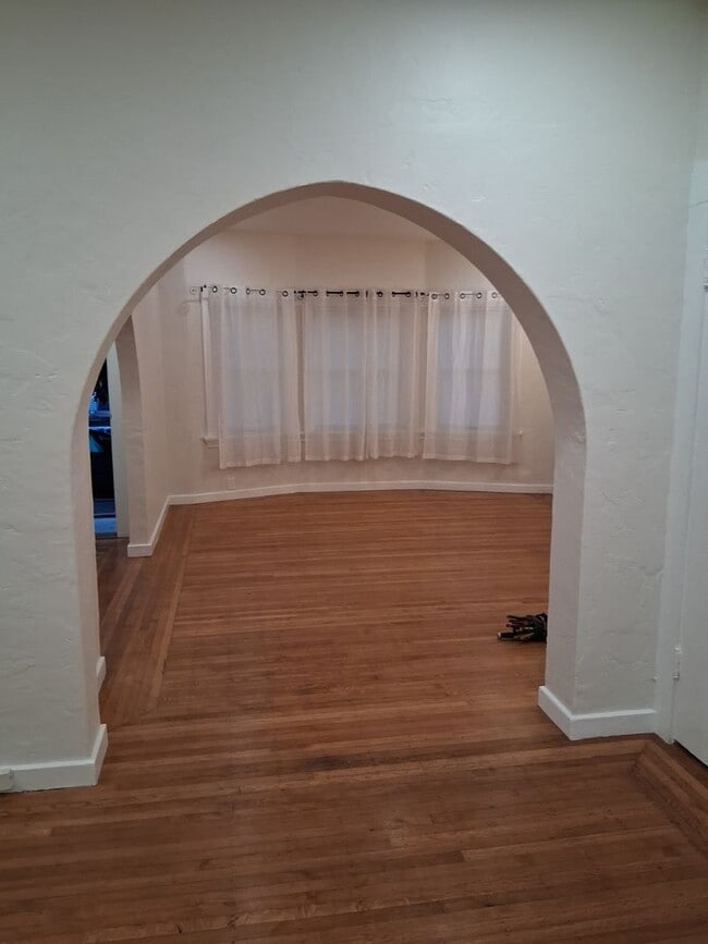 property at 522-526 33rd St