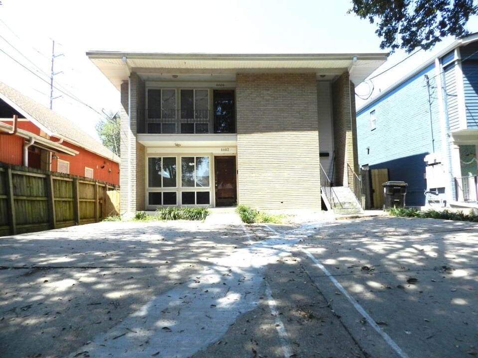 6602 Bellaire Dr in New Orleans, LA - Foto de edificio