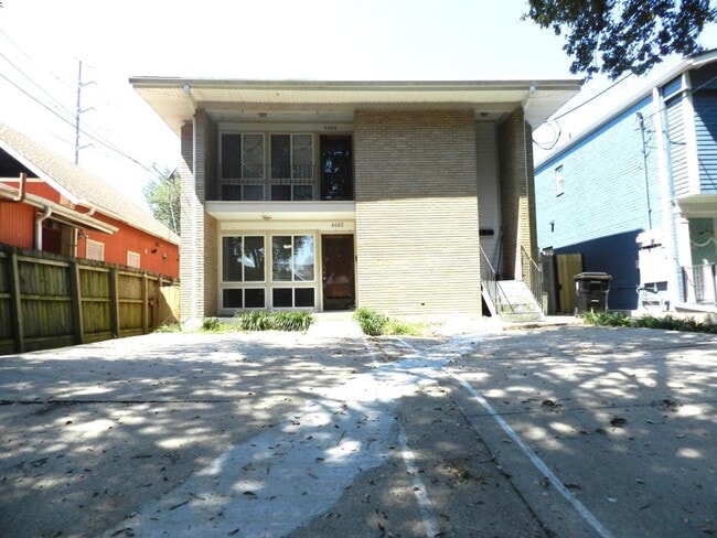 property at 6602 Bellaire Dr