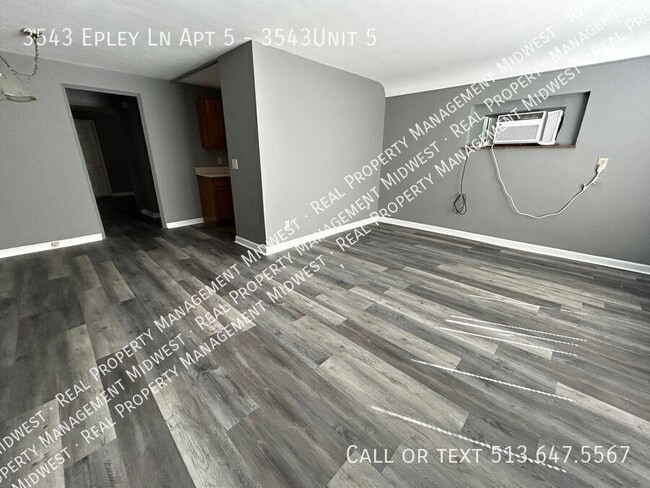 3543 Epley Ln in Cincinnati, OH - Building Photo - Building Photo