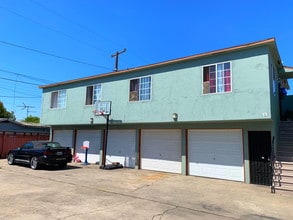 3538 E 56th St in Maywood, CA - Building Photo - Building Photo