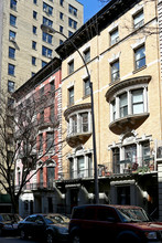 321 W 100th St in New York, NY - Building Photo - Building Photo