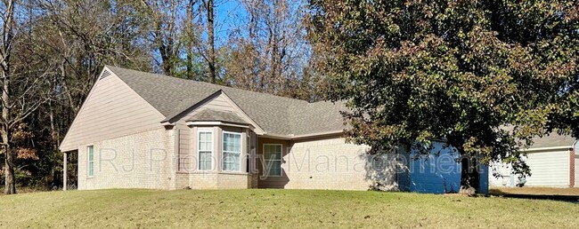 4633 Northwood Hills Dr in Memphis, TN - Building Photo - Building Photo