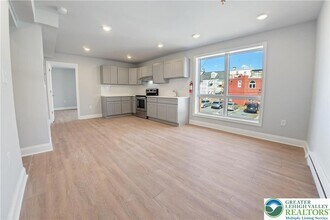 829 Linden St in Allentown, PA - Building Photo - Building Photo