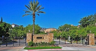 2634 Bellezza Dr in San Diego, CA - Building Photo