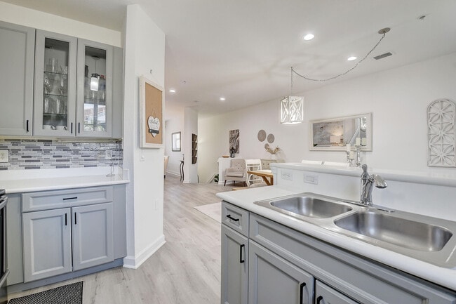 property at 525 Bayfront Dr