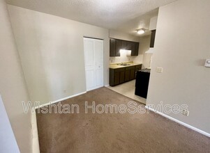 217 Charleston Blvd in Macomb, IL - Building Photo - Building Photo
