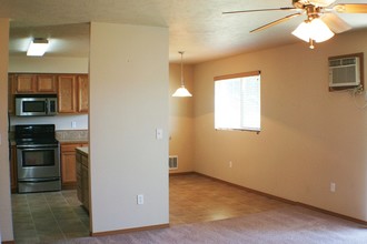 13418 E Skyview Ave in Spokane Valley, WA - Building Photo - Interior Photo