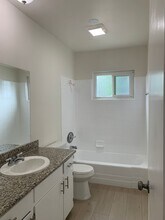 5000 Coldwater Canyon Ave, Unit 4 in Los Angeles, CA - Building Photo - Building Photo