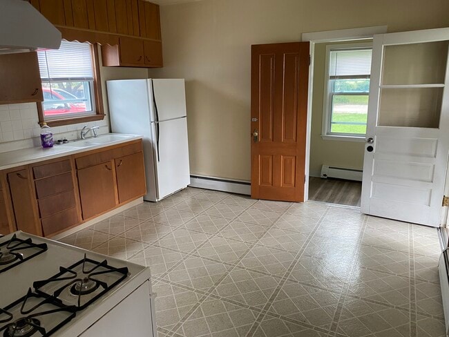 715 6th St SW in Willmar, MN - Foto de edificio - Building Photo