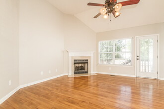 277 Iris Dr in Hendersonville, TN - Building Photo - Building Photo