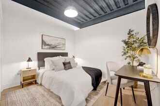 1802 W Berenice Ave in Chicago, IL - Building Photo - Building Photo