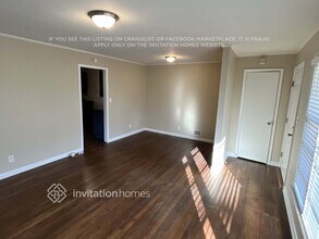 2613 Mural Dr in Chamblee, GA - Foto de edificio - Building Photo