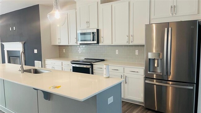 property at 381 Skylar Way SE