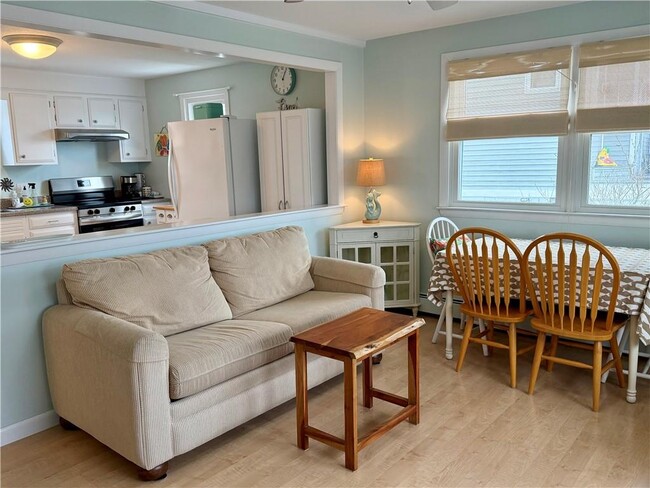 7 Salt Pond Way in Westerly, RI - Building Photo - Building Photo