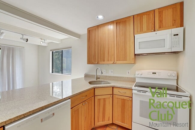 property at 4695 Vail Racquet Club Dr