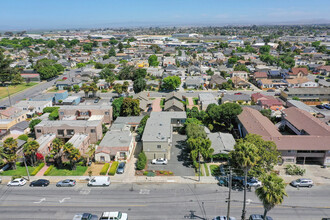 326 Central Ave in Salinas, CA - Foto de edificio - Building Photo