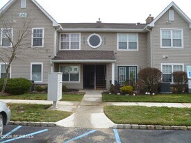 76 Des Moines Ct in Tinton Falls, NJ - Building Photo
