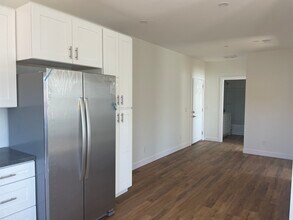 869 7th St, Unit Downstairs in Imperial Beach, CA - Foto de edificio - Building Photo