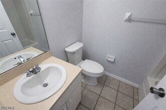 953 Eisenhower Blvd in Lehigh Acres, FL - Building Photo - Building Photo