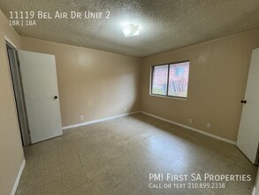 11119 Belair Dr in San Antonio, TX - Building Photo - Building Photo