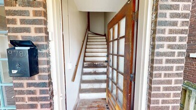 978 1/2 Linwood Ave in Columbus, OH - Building Photo - Building Photo