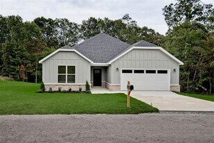 1 Pagham Ln in Bella Vista, AR - Building Photo