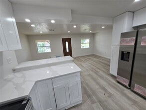 10470 Alcott Dr in Houston, TX - Building Photo - Building Photo