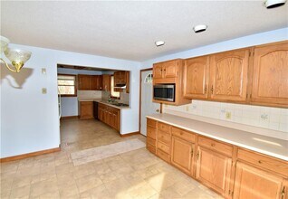 10 Joanth Terrace in Westerly, RI - Building Photo - Building Photo