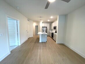 1350 W Taylor St in Sherman, TX - Building Photo - Building Photo