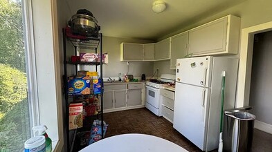 610 N State St in Bellingham, WA - Building Photo - Building Photo