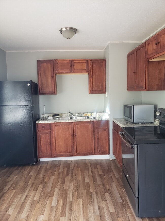 2200 S Washington St in Albany, GA - Foto de edificio - Building Photo