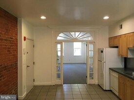 706 N 2nd St in Philadelphia, PA - Building Photo
