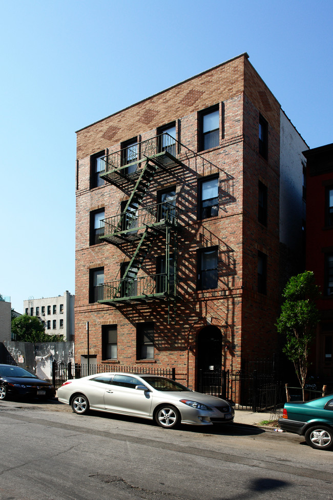 174 15th St in Brooklyn, NY - Building Photo - Building Photo