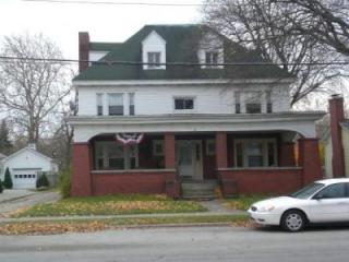 61 W Main St in Norwalk, OH - Building Photo