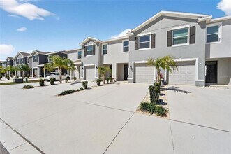 188 Mangrove Shade Cir in Apollo Beach, FL - Building Photo - Building Photo