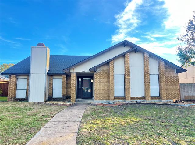 1304 Creekwood Ct in Allen, TX - Building Photo