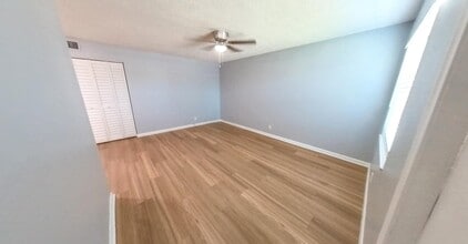 2301 SE 4th St in Boynton Beach, FL - Foto de edificio - Building Photo