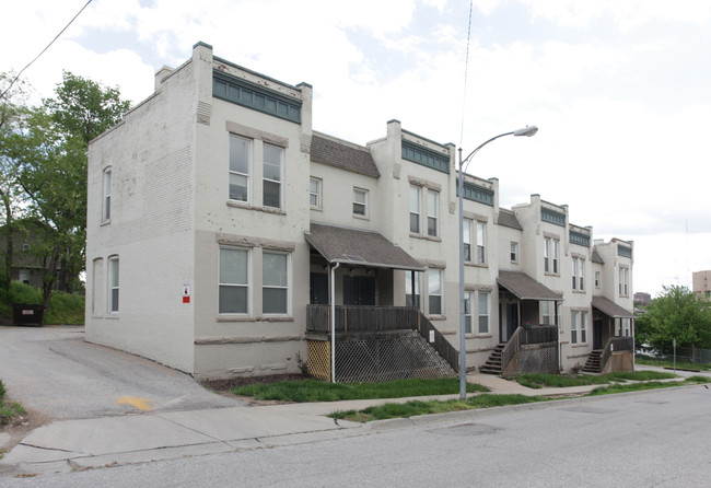 1001 N 29th St in Omaha, NE - Foto de edificio - Building Photo