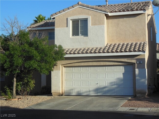 property at 923 Country Skies Ave