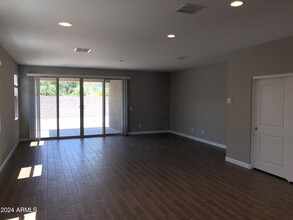 29412 W Weldon Ave in Buckeye, AZ - Building Photo - Building Photo