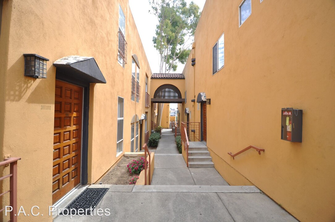 425 N Alvarado St in Los Angeles, CA - Building Photo