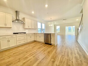 643 Conifer Dr in Thompson's Station, TN - Building Photo - Building Photo