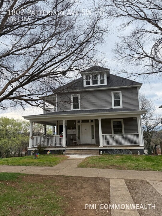 1802 Patterson Ave SW in Roanoke, VA - Building Photo