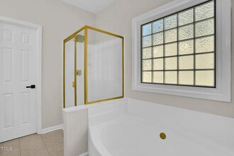 6101 Clarks Frks Dr in Raleigh, NC - Building Photo - Building Photo