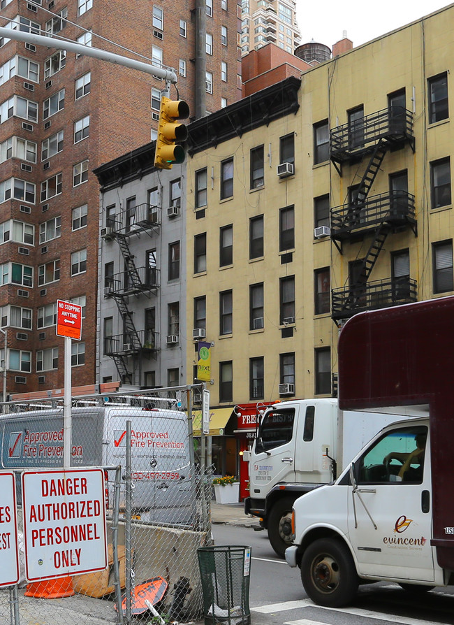 1343 Second Ave in New York, NY - Building Photo - Primary Photo